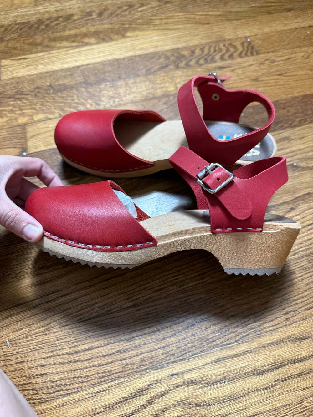 NWOT MIA Authentic Swedish Sofia Clog Red Size 39